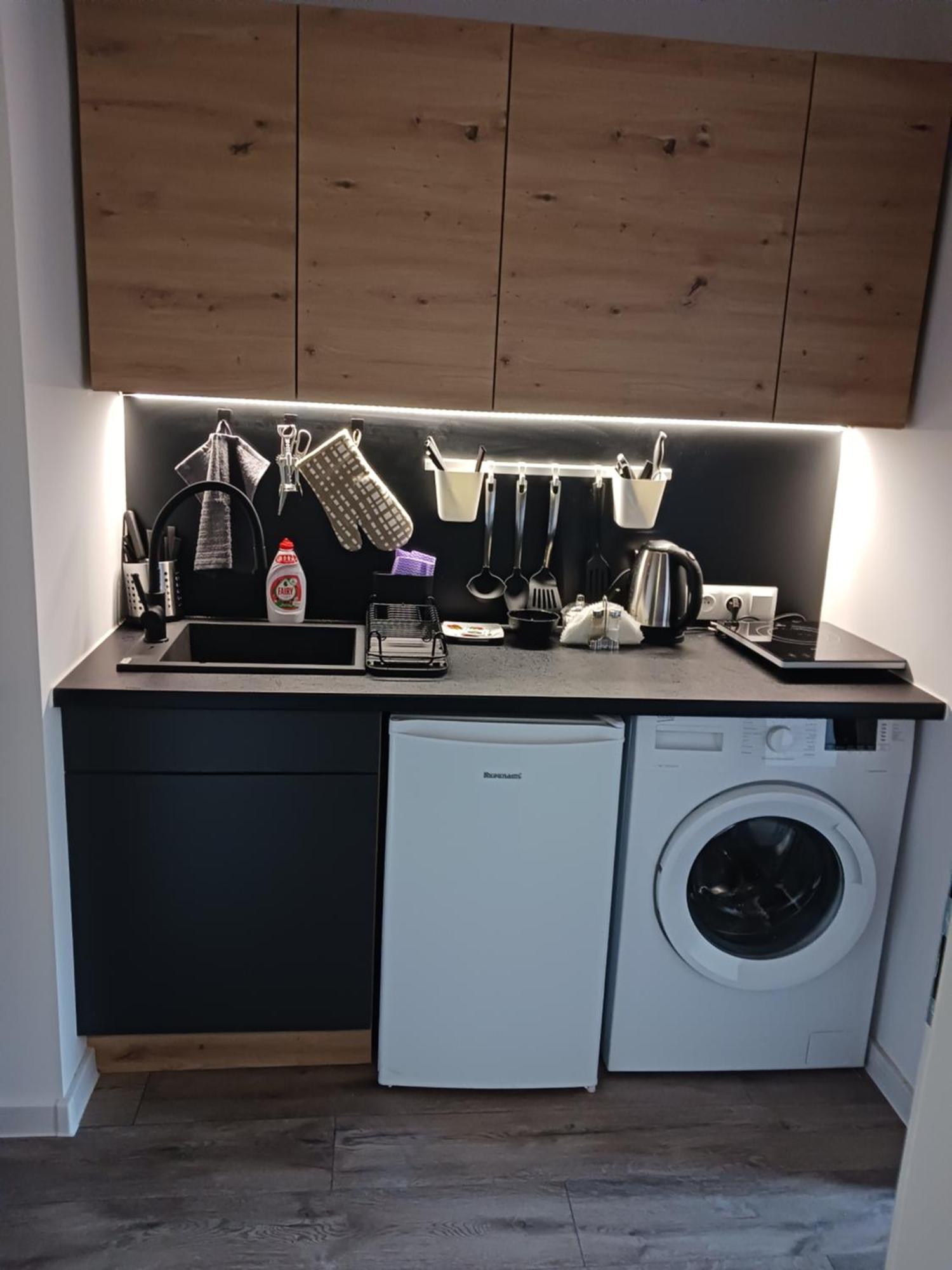 Apartamenty Marco 3-Bis- Przy Dworcu-Stare Miasto-Super Wi Fi 克拉科夫 外观 照片